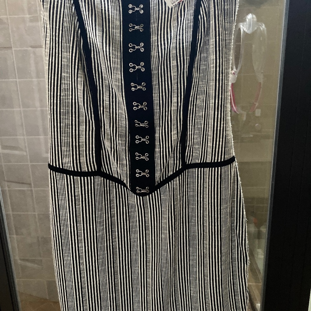 strapless- Papaya Dress with tags